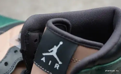 AH7389-203 Air Pink AH7389-203 High Premium Green WMNS Jordan 1 0512